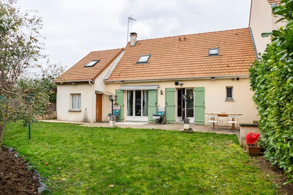 Maison Romantique Entre Deux Fleuves Chez L'Habitant Монтро-Фот-Йон Экстерьер фото