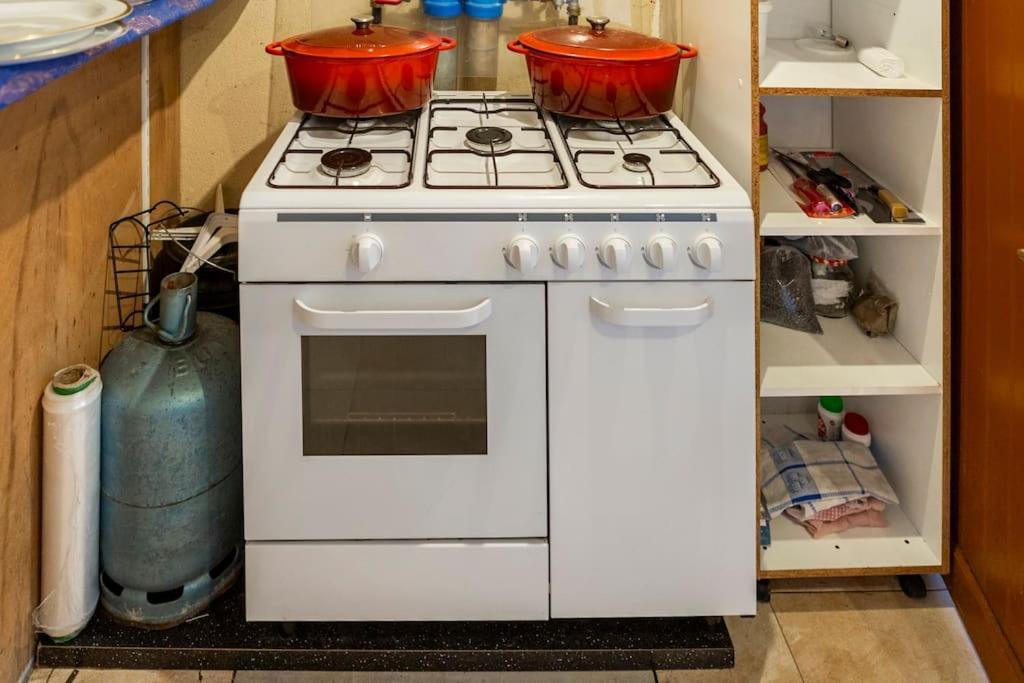 Maison Romantique Entre Deux Fleuves Chez L'Habitant Монтро-Фот-Йон Экстерьер фото